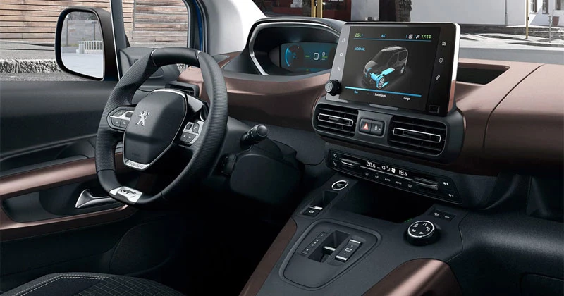 Design interno di Peugeot e-Rifter
